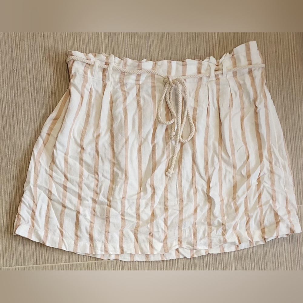 American Eagle Striped Beige and White Women's Skirt, Size L